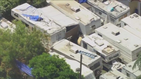 Sylmar RV residents ordered to leave