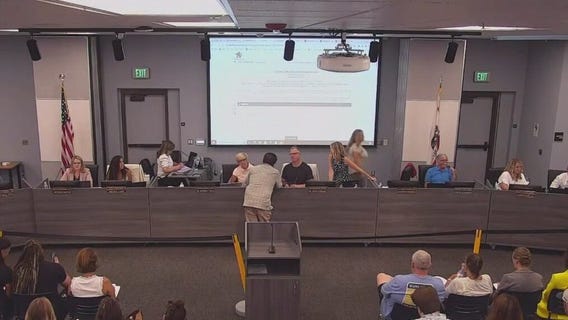 Temecula school board approves curriculum