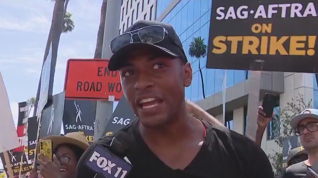 Actor Justin Cornwell joins picket line