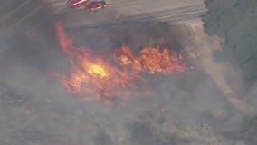 Brush fires break out in Santa Clarita