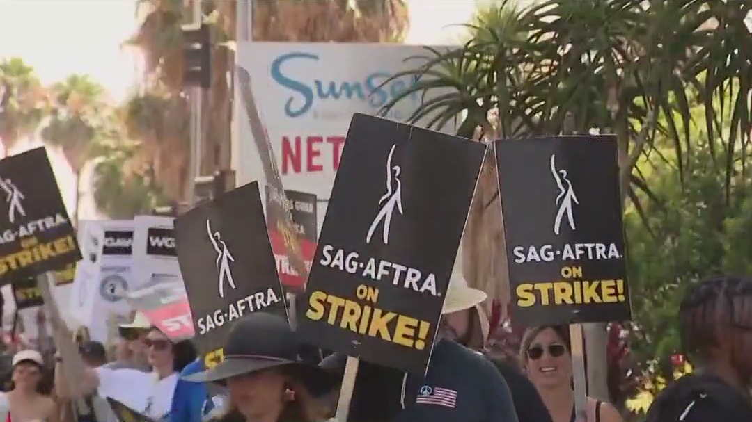 Jane Fonda joins striking Hollywood actors