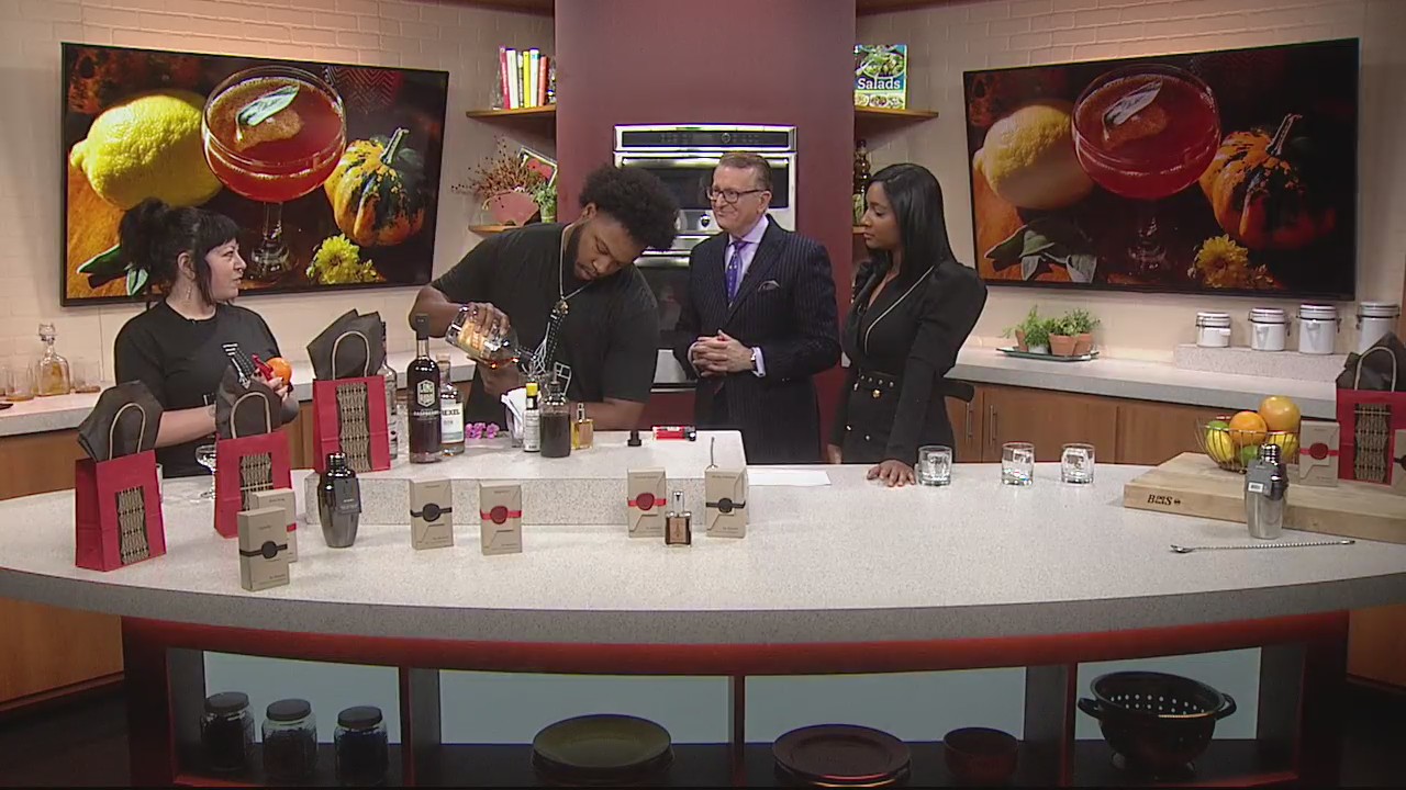 A new take on an old fashioned cocktail: Pair your drink with a complementary fragrance