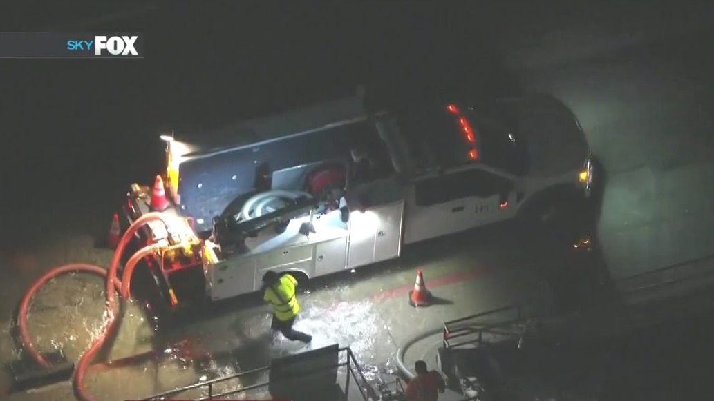 High tides hit Huntington Beach