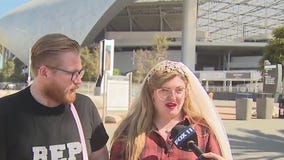 Taylor Swift: Taylormania hits Los Angeles