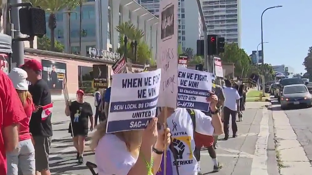 LA school union members join SAG-AFTRA, WGA picket line