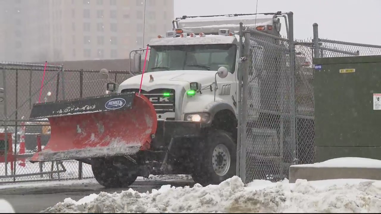 Detroit road crews gear up for winter storm | FOX 2 Detroit