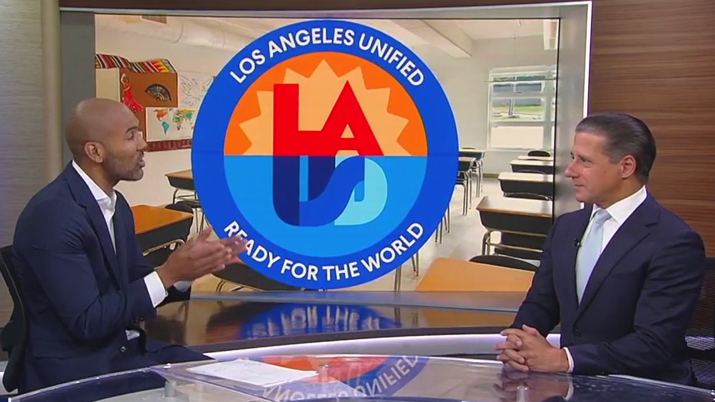 500,000 LAUSD students return to school