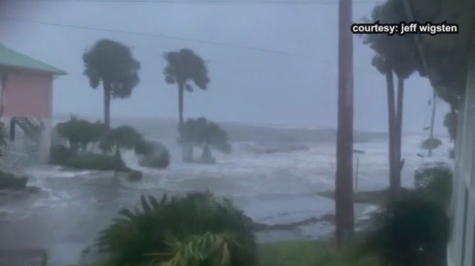 Hurricane Idalia unleashes fury on Georgia and Florida, swamping the coast and closing highways