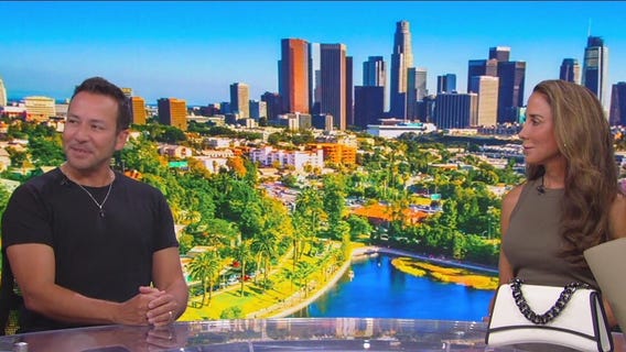 Howie D and Leigh showcase Eslla handbags