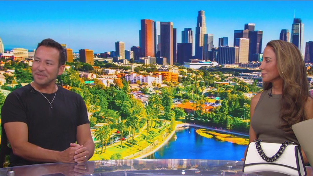 Howie D and Leigh showcase Eslla handbags