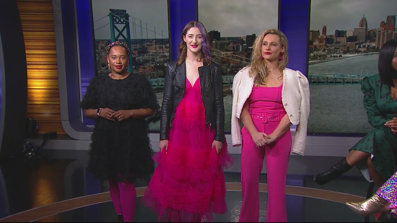 Dressy Valentine?s Day looks with a pop of pink