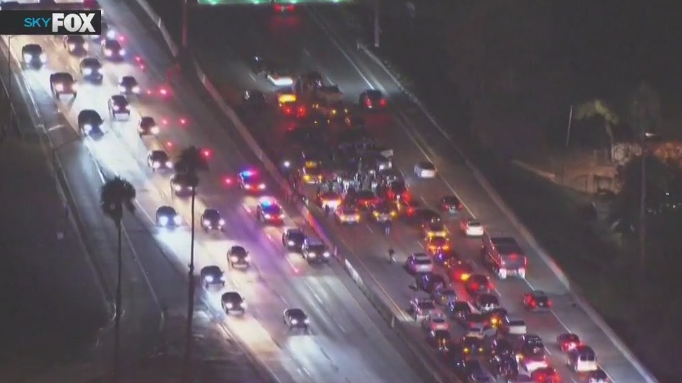 Pro-Armenian protesters shut down SB-101 Fwy near DTLA