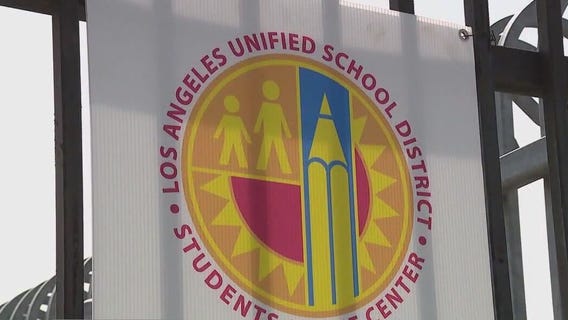 LAUSD ends employee COVID-19 vaccine mandate