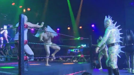 Lucha VaVOOM returns to Mayan Theatre