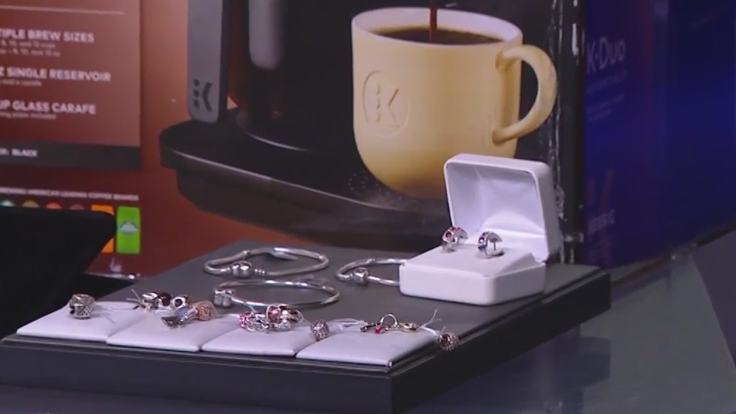 Finding Luxury Gifts for Mom at American Jewelry Loan