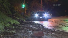Slide impacts stretch of Mulholland Drive