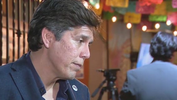 Kevin de Le?n in early lead in Council race