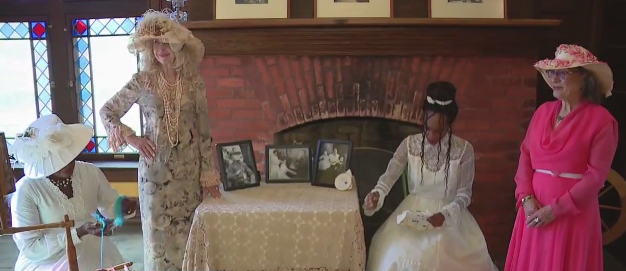 People For Palmer Park host annual Log Cabin Day