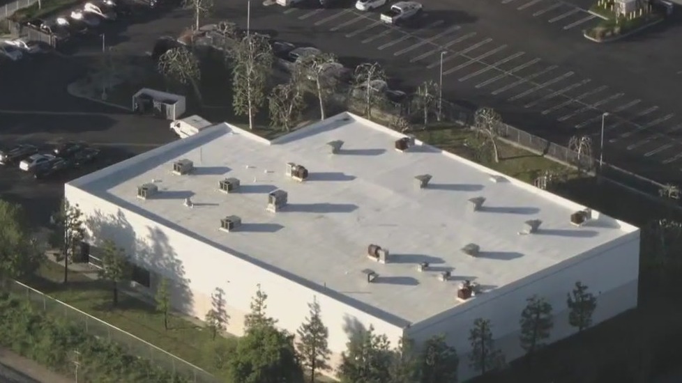 Thieves net $30M in LA cash heist