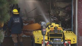 Fire rips through DTLA commercial building