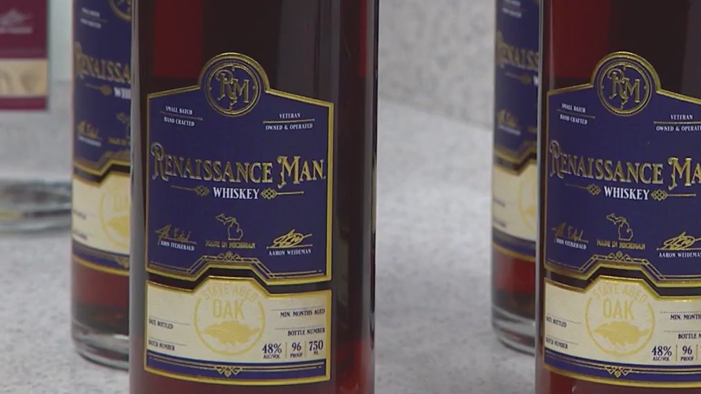 Renaissance Man Distilling's new Cocktail Lounge in Port Huron