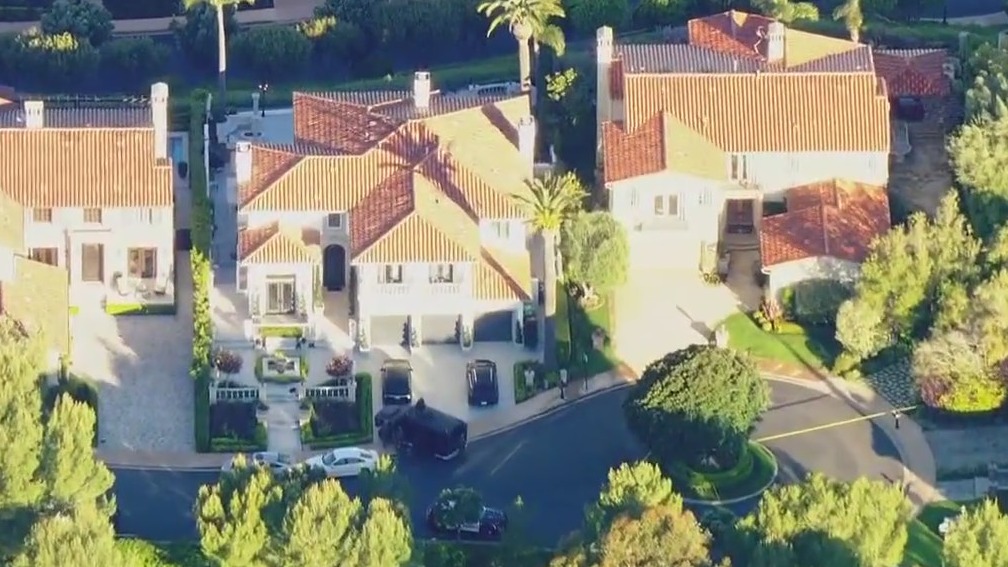 Newport Beach PD investigating home invasion