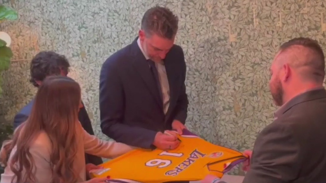 Pau Gasol honored at Angel City Sports gala