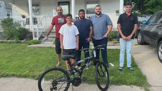 12-year-old gifted new bike after being robbed
