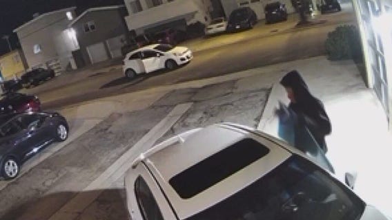 Car windows broken in Venice, Playa del Rey