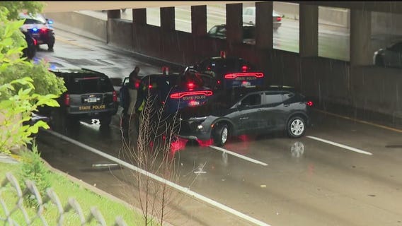 Traffic crash and freeway shooting shuts down NB Southfield freeway