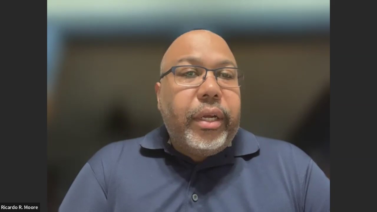 Detroit police commissioner asks feds to probe Detroit police and board