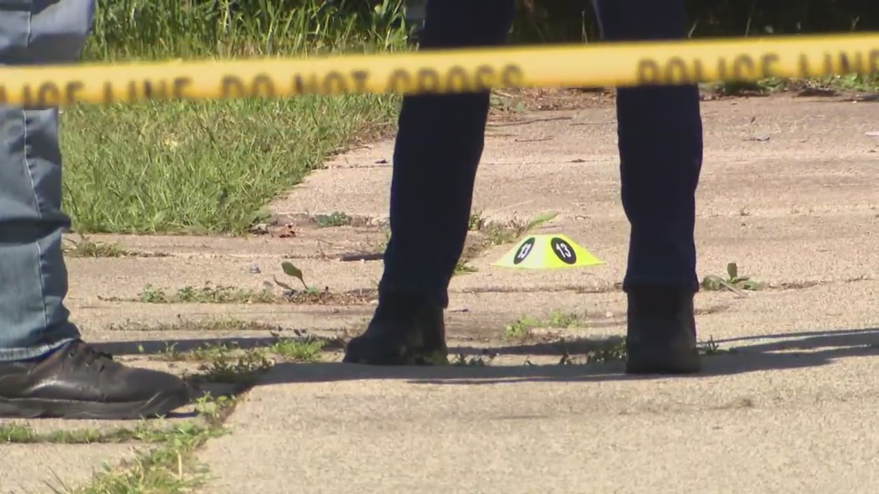 Two killed in separate shootings in Detroit over weekend