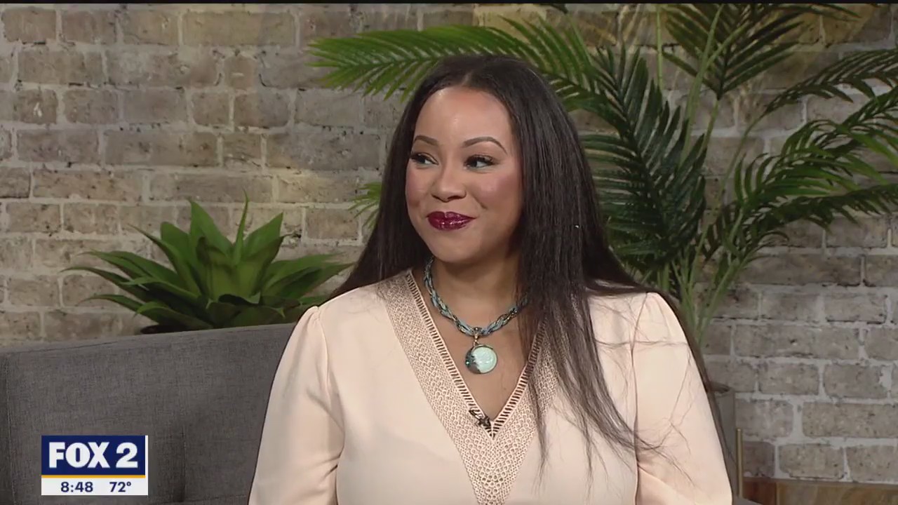 Founder of the In(Her) Voice Project and the Power of Girlhood Helps People Cope with the Anxiety of Networking