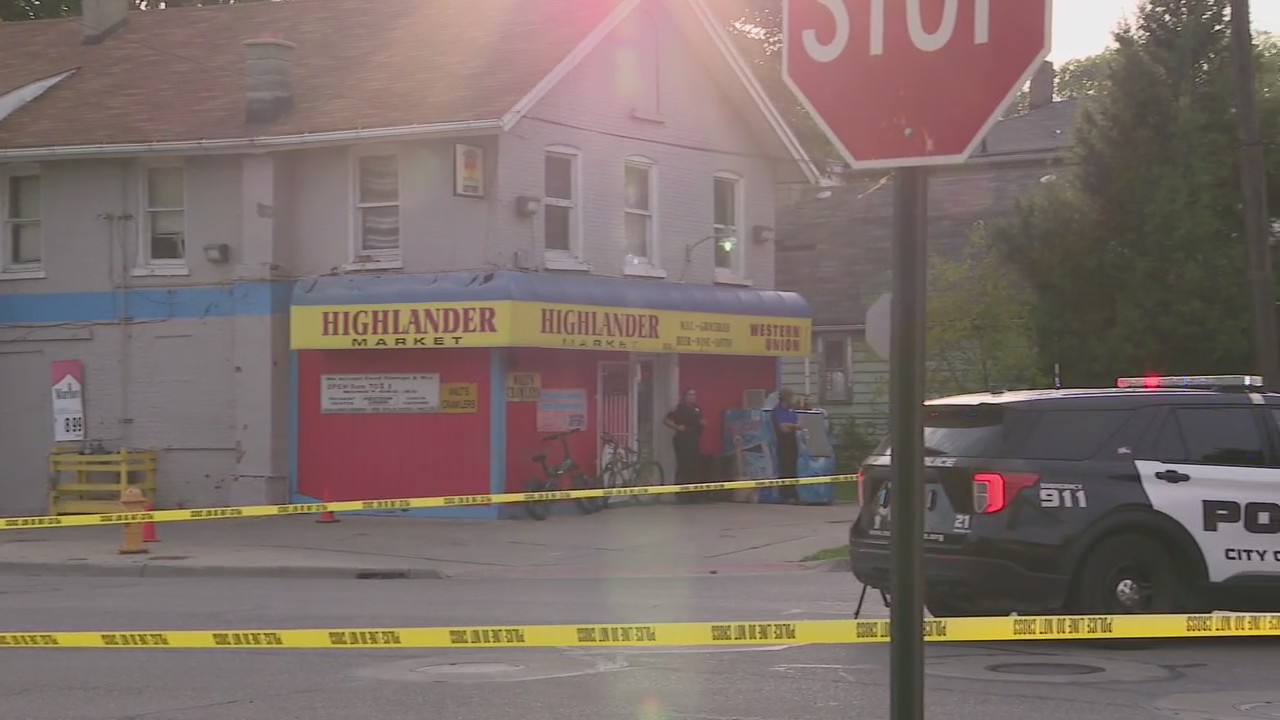 Customers shot in carjacking outside Monroe store