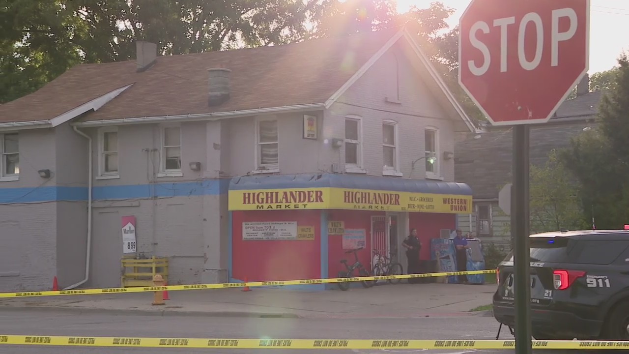 1 person dead, 1 injured after Monroe carjacking