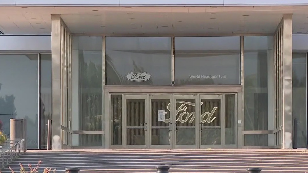 UAW strike looms as contract expiration nears