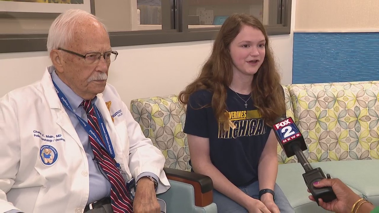 Cancer survivor to receive college scholarship from doctor who helped saved her