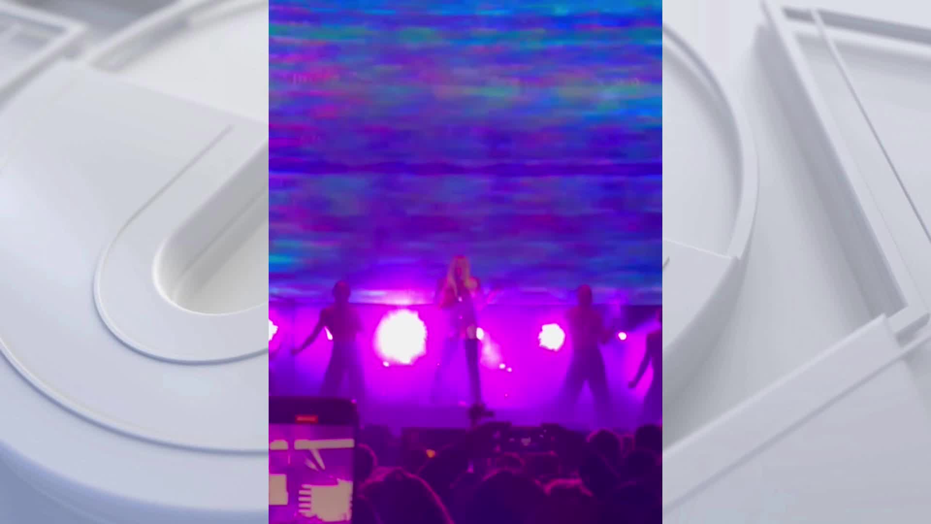 Kesha changes lyrics to 'F*** Diddy'