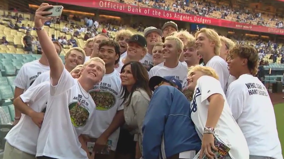 Hart High coach honored at Dodger Stadium