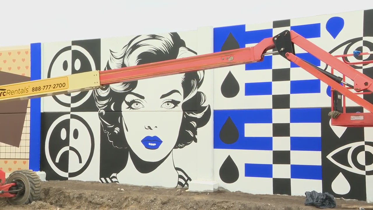 Wall of murals project underway in Detroit's Islandview neighborhood