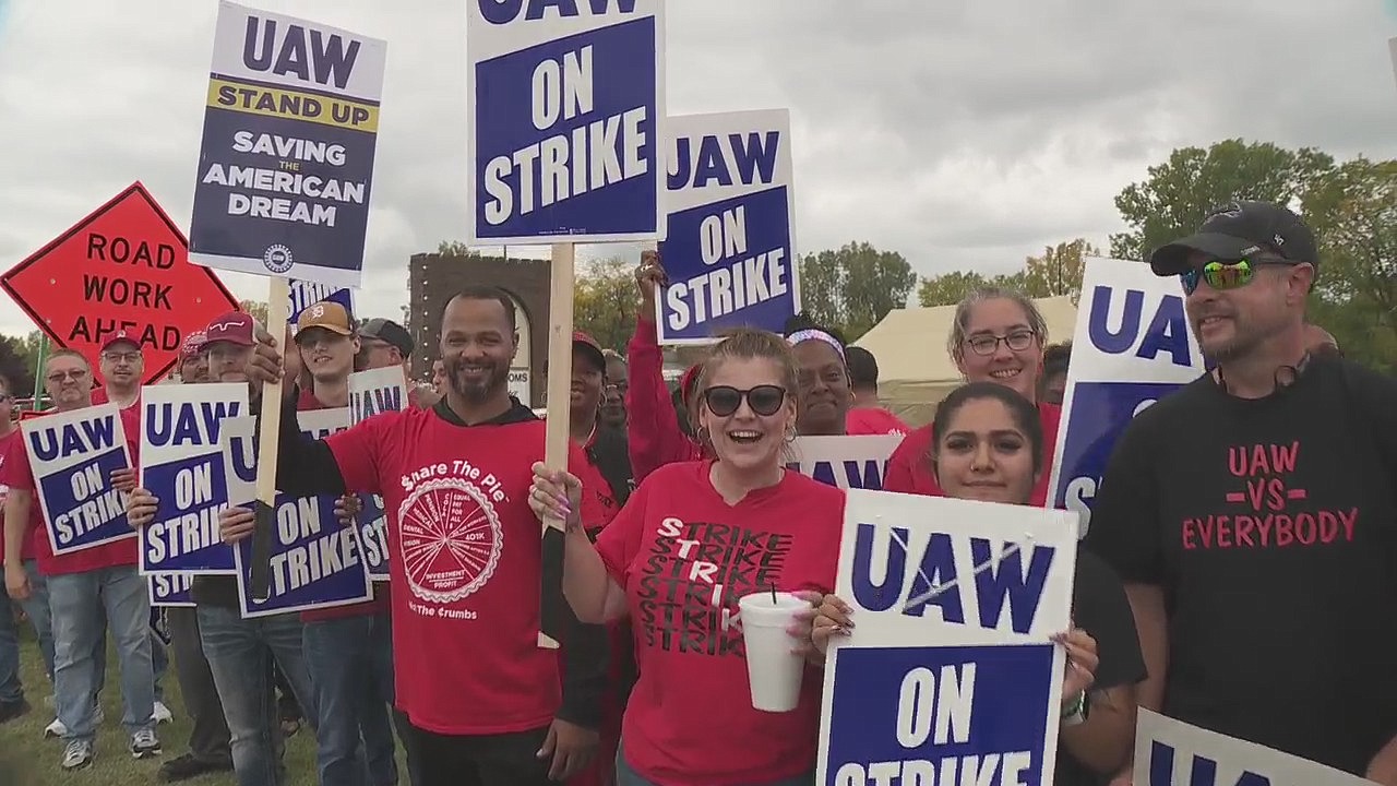 UAW's Fain: 'We're not hear to grab headlines' as president visits GM Delta plant workers