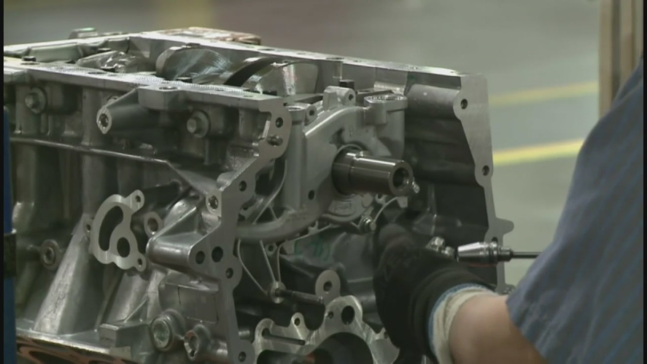 UAW strike roiling auto economy, analysis says