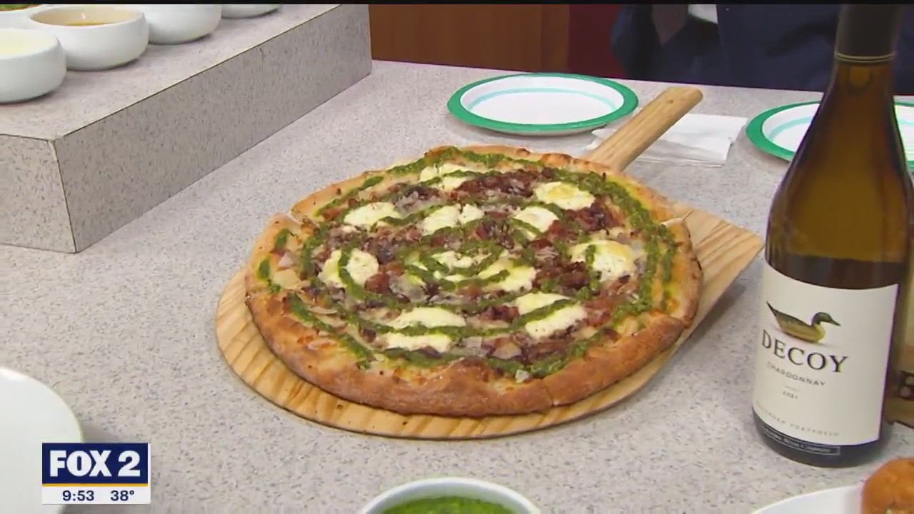 Making pesto with Mootz Pizzeria