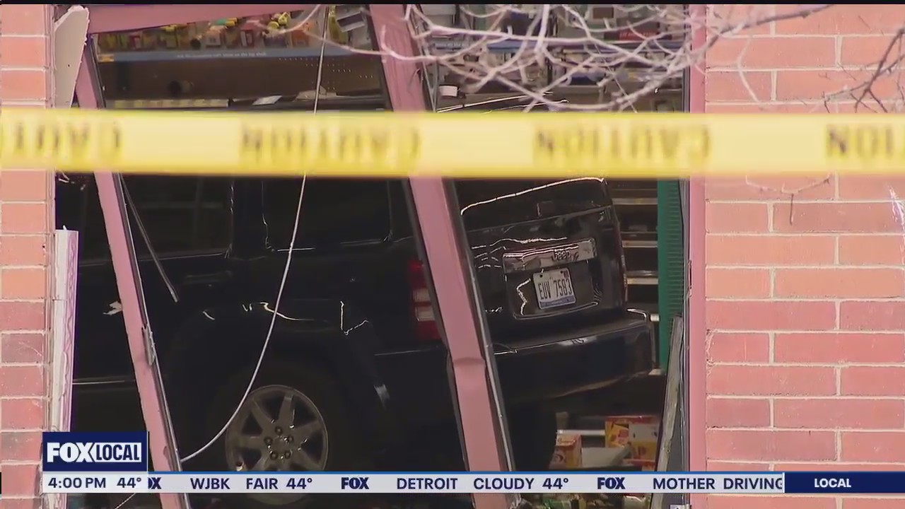Jeep Cherokee crashes into Canton Walmart