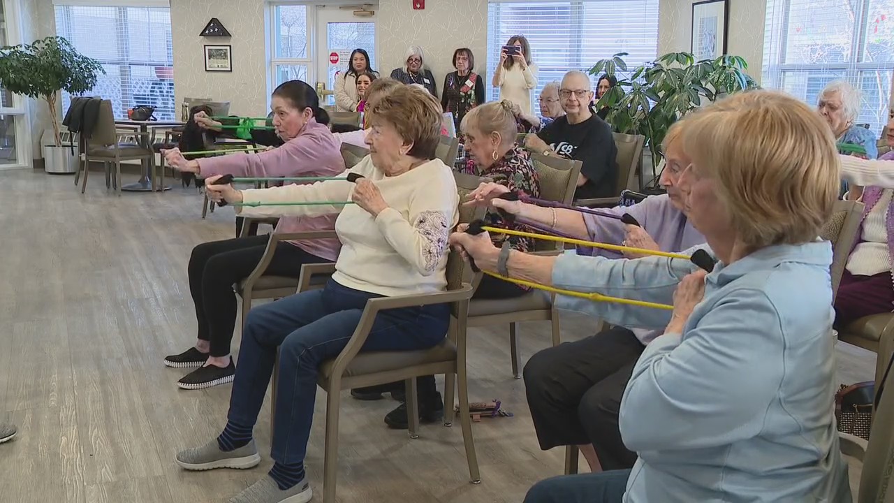 Ninety-year-old fitness guru streches boundaries