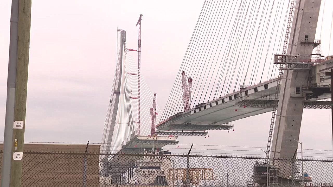 Canadian leaders visit Detroit side of Gordie Howe Bridge to talk financial impact