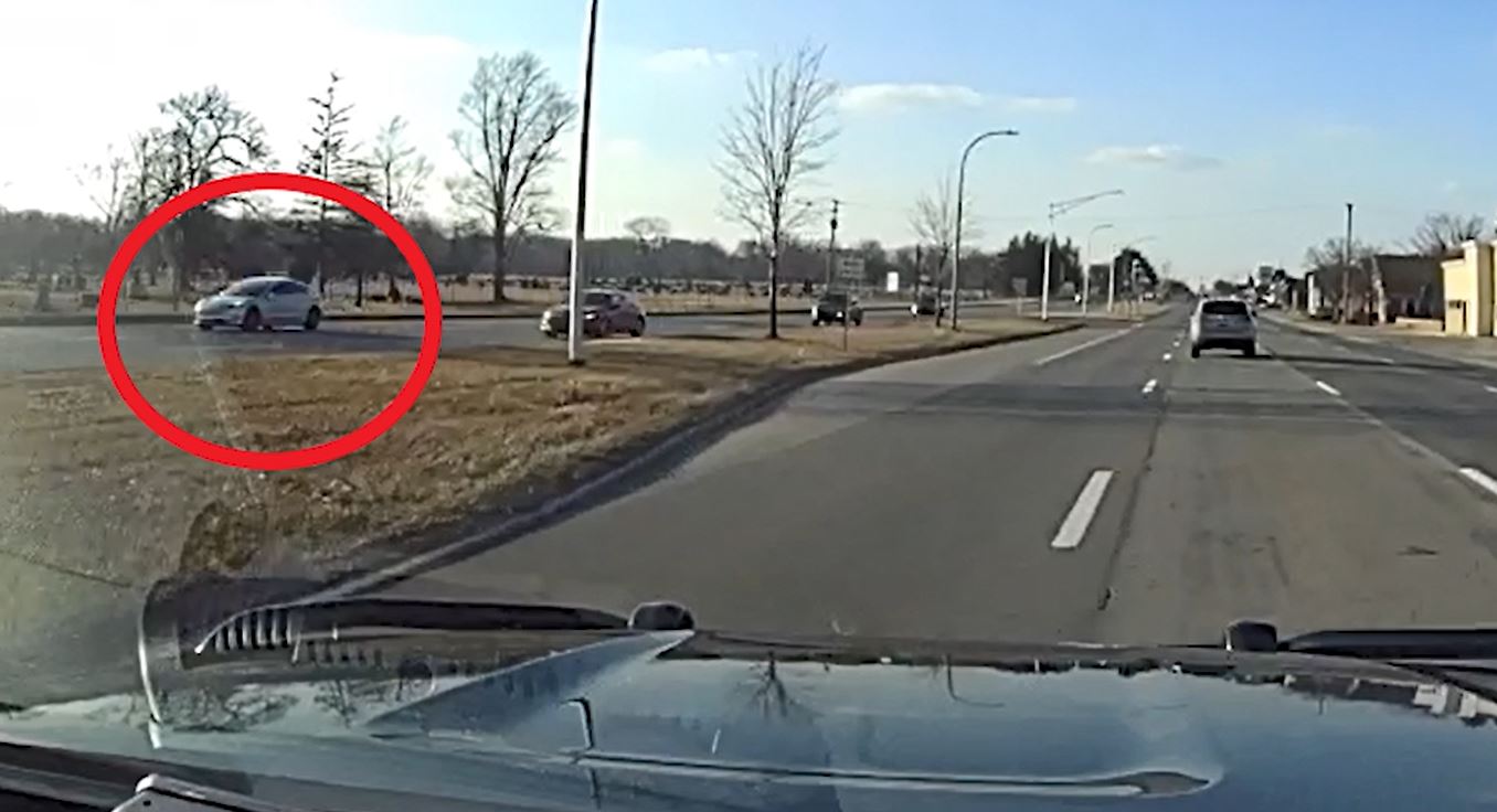 Police search for Alfa Romeo Giulia after Berkley chase