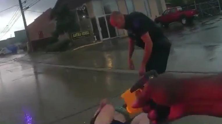 2 Warren officers charged after violent arrest in Center Line