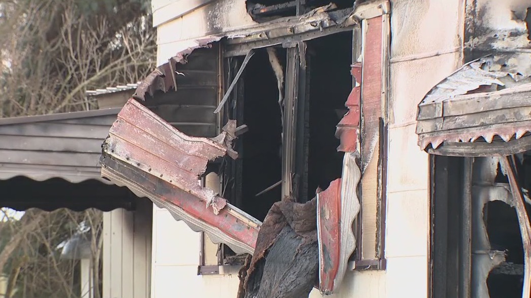 Man killed by fire inside mobile home in Harrison Township