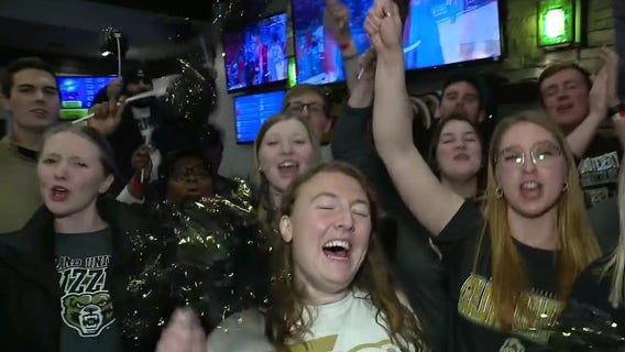 Fans react to Oakland beating Kentucky in NCAA tournament